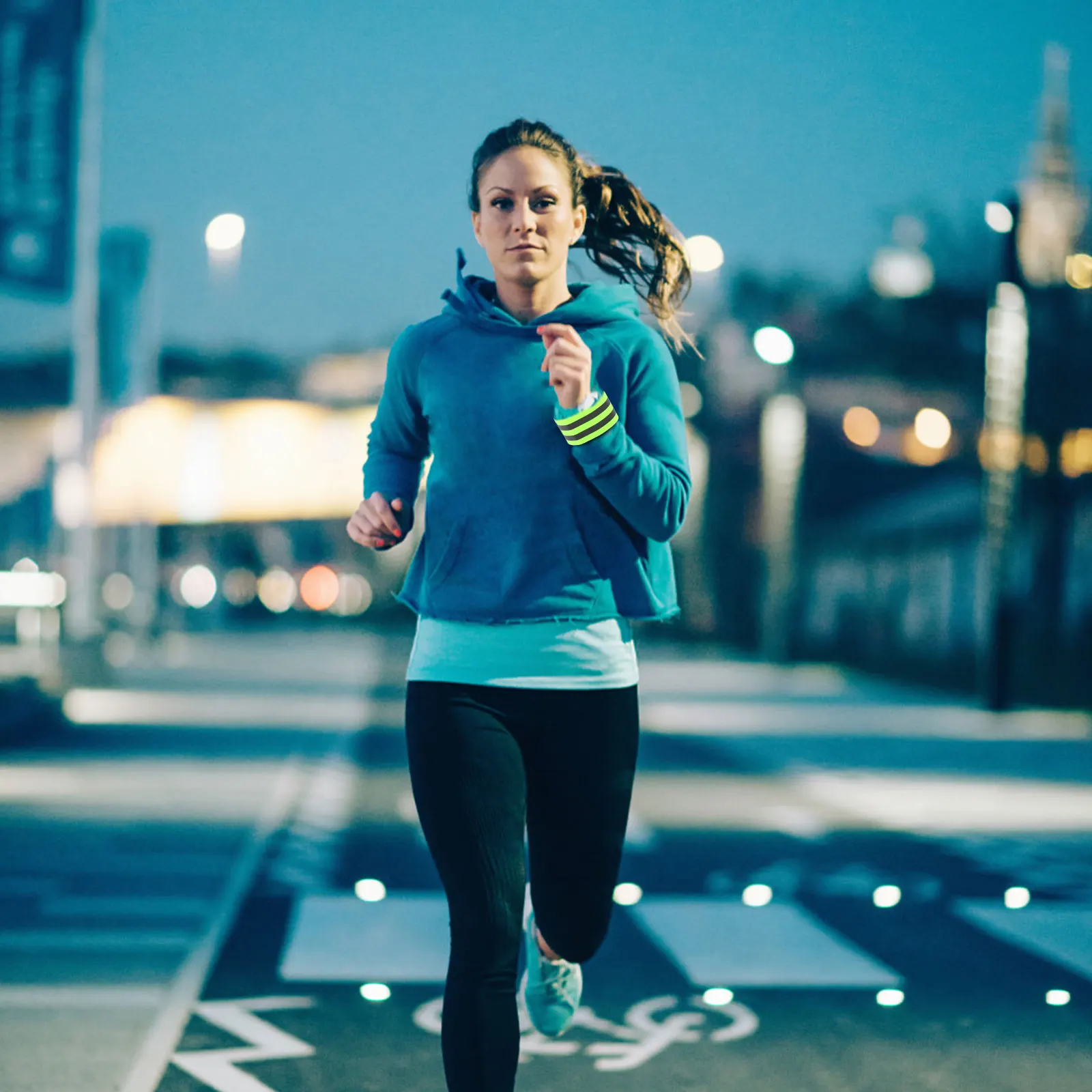 4Pcs Reflective Wristband Premium Stretchable Safety Strap for Running Climbing Riding Outdoor Exercise Accessory
4Pcs Reflective Wristband Premium Stretchable Safety Strap for Running Climbing Riding Outdoor Exercise Accessory