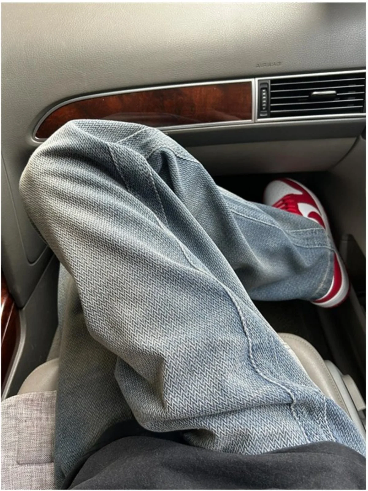 Мужские джинсы в стиле ретро с американским звездным узором, прямые, широкие, осенне-зимние, удлиненные, с легким расклешением
Мужские джинсы в стиле ретро с американским звездным узором, прямые, широкие, осенне-зимние, удлиненные, с легким расклешением