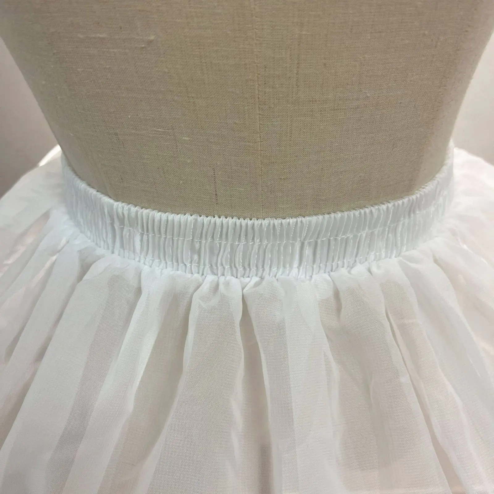 Crinoline Petticoat 4-Layer Bell-Shaped Petticoat Hoop Underskirt Wire-Supported Dress Slip Lightweight
Crinoline Petticoat 4-Layer Bell-Shaped Petticoat Hoop Underskirt Wire-Supported Dress Slip Lightweight