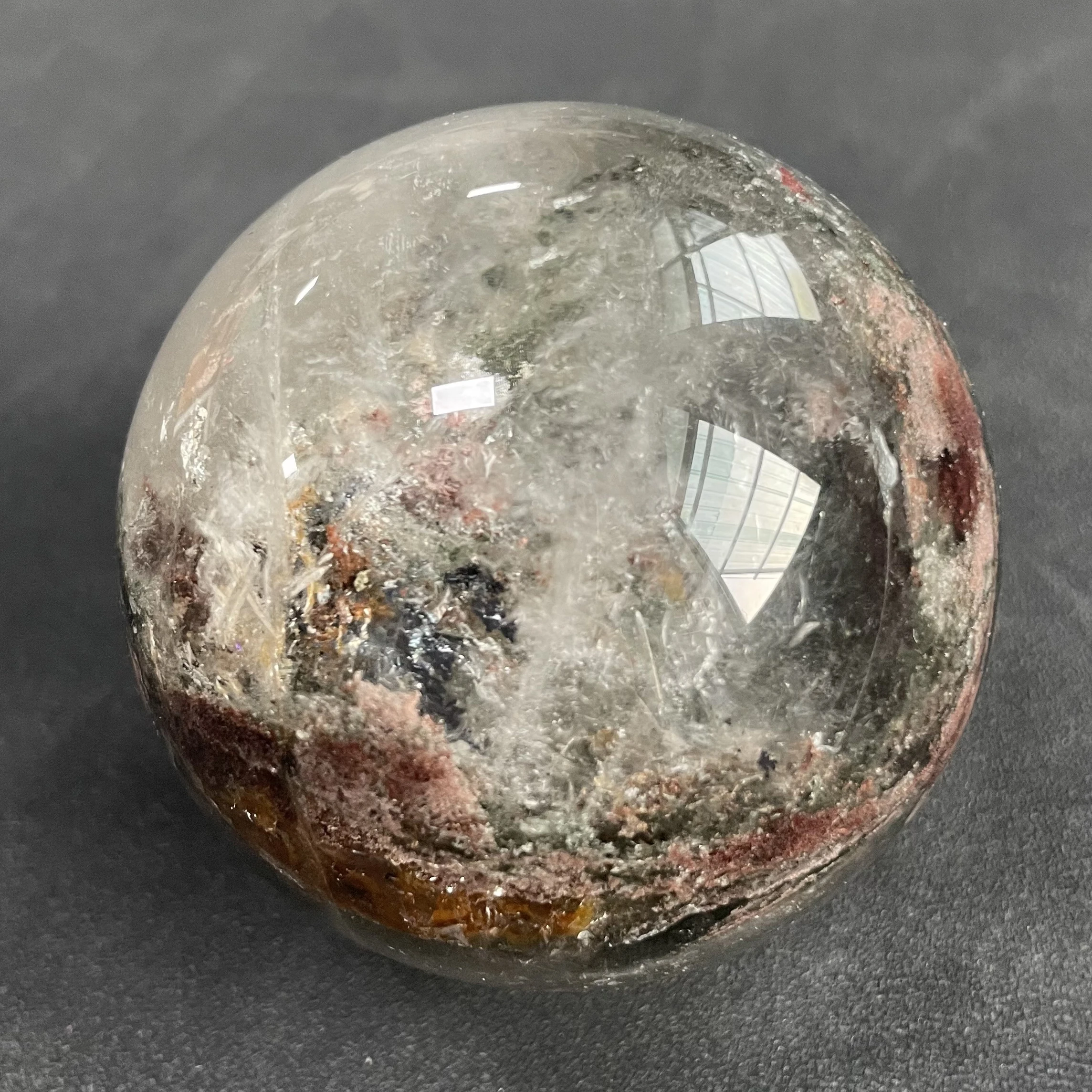 357g Natural Stone Green Phantom Sphere Polished Quartz Ball Reiki Healing Gift Crystal Ball Room Decor Y745
357g Natural Stone Green Phantom Sphere Polished Quartz Ball Reiki Healing Gift Crystal Ball Room Decor Y745