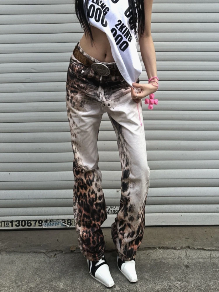 Осень-зима 202, женские джинсовые брюки с низкой посадкой, расклешенные джинсы, джинсы с леопардовым принтом, расклешенные в японском стиле Y2k, ковбой 2000-х годов 
Осень-зима 202, женские джинсовые брюки с низкой посадкой, расклешенные джинсы, джинсы с леопардовым принтом, расклешенные в японском стиле Y2k, ковбой 2000-х годов