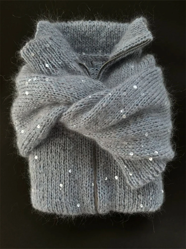 Women's Sparkly Sequin Knitted Cardigan Y2K Sweater Fluffy Oversized Glitter Lapel Coat For Party Night Out Fashion Outerwear
Women's Sparkly Sequin Knitted Cardigan Y2K Sweater Fluffy Oversized Glitter Lapel Coat For Party Night Out Fashion Outerwear