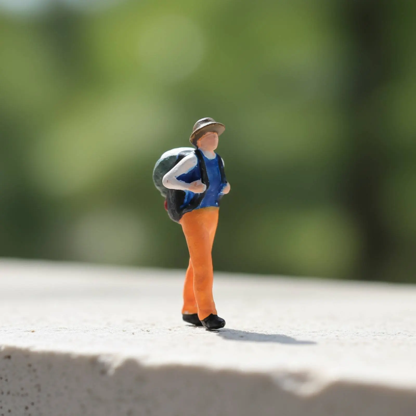 1:87 Hiking Figure Photo Prop 1/87 Scale Figure Hiking Miniature Realistic Design Miniature Scene People for Mountain Scene
1:87 Hiking Figure Photo Prop 1/87 Scale Figure Hiking Miniature Realistic Design Miniature Scene People for Mountain Scene