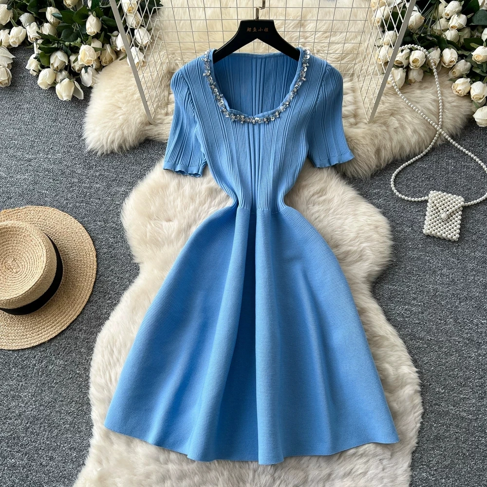 Fashion Women's Knitted Mini Dress Crystal Beaded Ruffled Streetwear Party Outfit Lady's Sexy Ins Hot Trend
Fashion Women's Knitted Mini Dress Crystal Beaded Ruffled Streetwear Party Outfit Lady's Sexy Ins Hot Trend