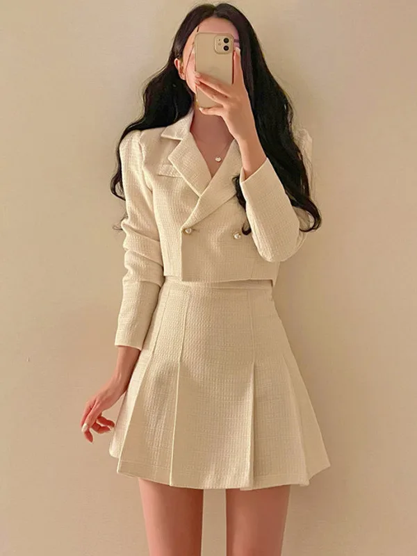 Ele ort Pearl Buttoned Jaet And A-Line Skirt Set Autumn Winter Faion Quali Two-Piece Suit Long Sve Casual Spor...
Ele ort Pearl Buttoned Jaet And A-Line Skirt Set Autumn Winter Faion Quali Two-Piece Suit Long Sve Casual Spor...