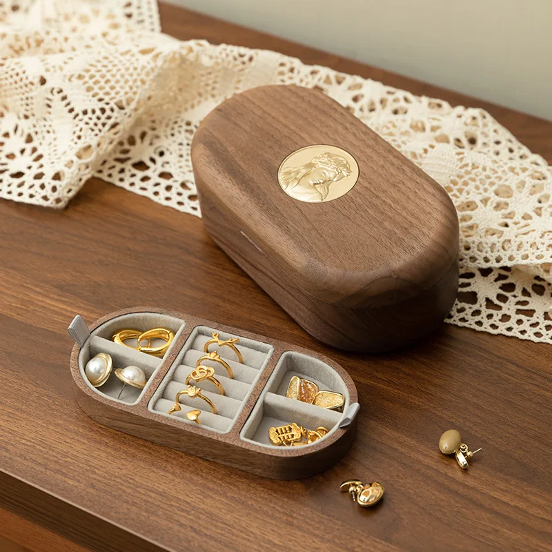 Jewelry box storage box solid wood high-end exquisite walnut hand jewelry necklace ring storage
Jewelry box storage box solid wood high-end exquisite walnut hand jewelry necklace ring storage