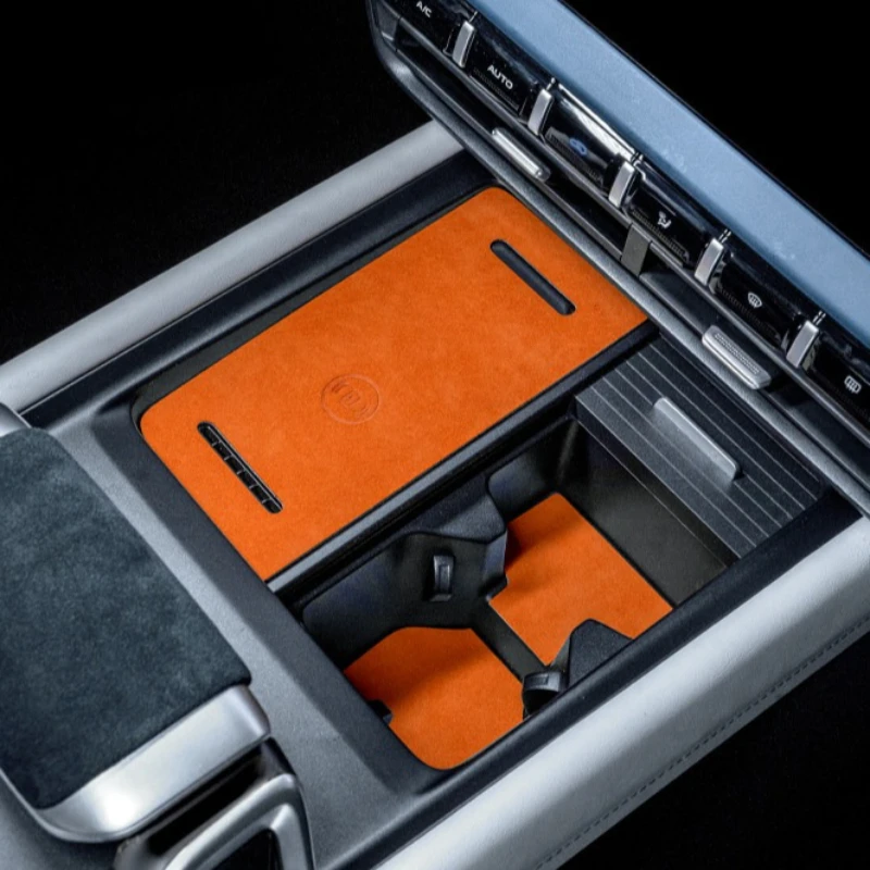 Для Changan DEEPAL G318 2024-2025: специализированный замшевый коврик с беспроводной зарядкой и подставкой для стакана, аксессуары для модификации интерьера автомобиля
Для Changan DEEPAL G318 2024-2025: специализированный замшевый коврик с беспроводной зарядкой и подставкой для стакана, аксессуары для модификации интерьера автомобиля