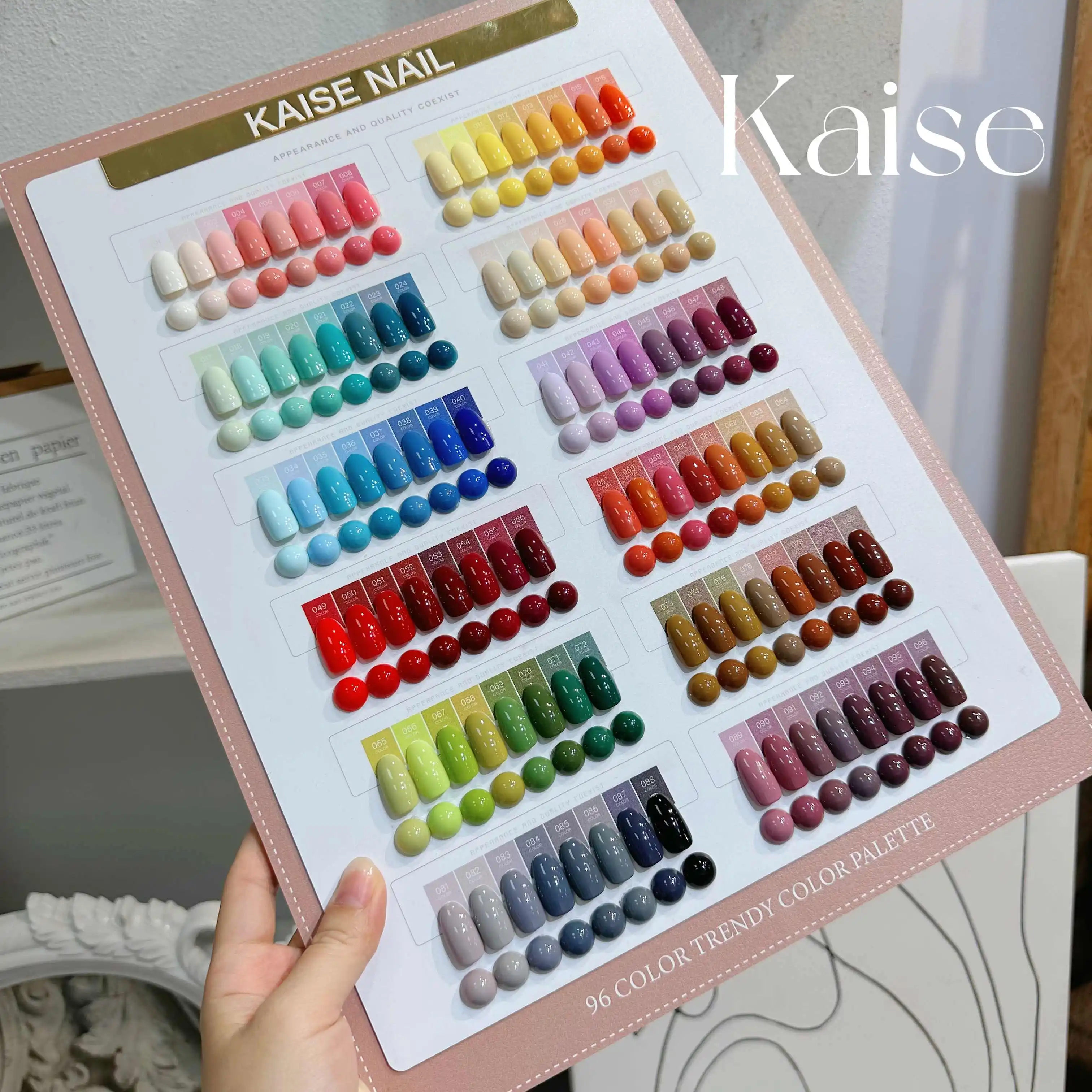 KAISE 96 цветов Многоцветный набор гелей для ногтей Одноцветный маникюрный салон 2025 Новая горячая распродажа Модный нетоксичный УФ-гель для дизайна ногтей оптом
KAISE 96 цветов Многоцветный набор гелей для ногтей Одноцветный маникюрный салон 2025 Новая горячая распродажа Модный нетоксичный УФ-гель для дизайна ногтей оптом