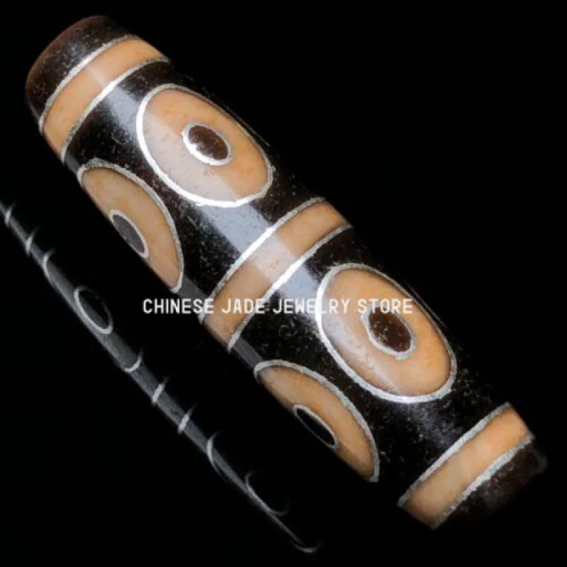 Ancient Tibetan DZI Beads Old Agate Inlaid Silver Wire 8 Eye Amulet Pendant GZI
Ancient Tibetan DZI Beads Old Agate Inlaid Silver Wire 8 Eye Amulet Pendant GZI