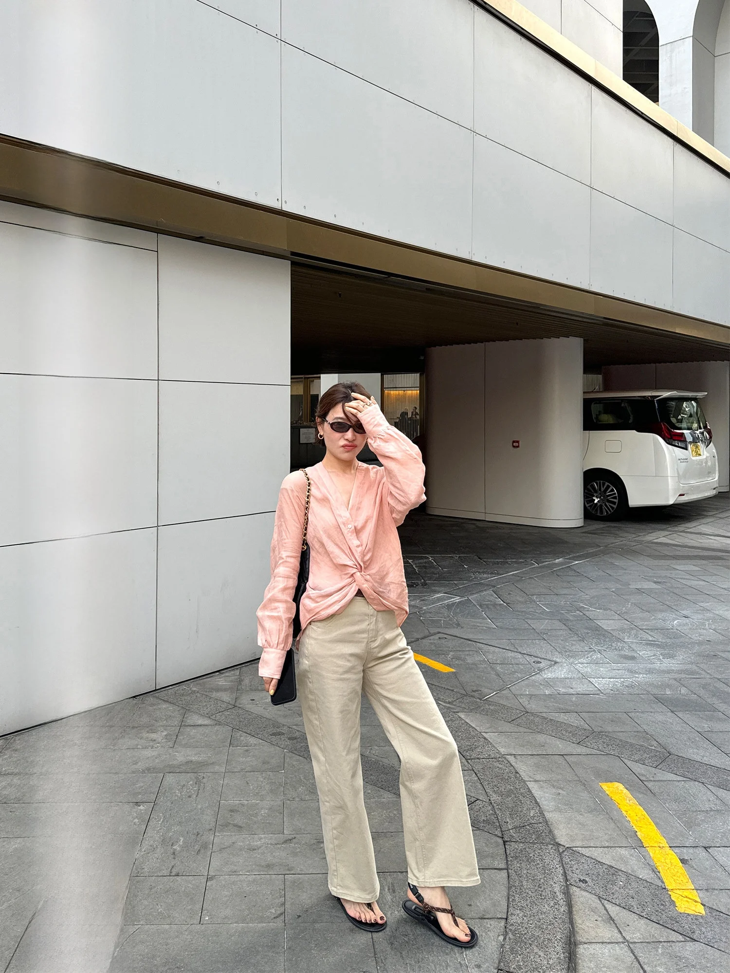 Loose Fit Linen Shirt Women's Spring Summer New Style Lazy Lightweight Sun Protection Pink Top Breathable Comfortable Moistur...
Loose Fit Linen Shirt Women's Spring Summer New Style Lazy Lightweight Sun Protection Pink Top Breathable Comfortable Moistur...