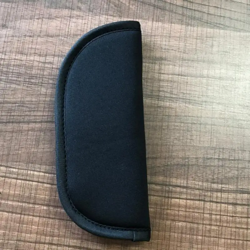 97BE Baby Strollers Shoulder Pad Comfortable Toddler Infants Pram Crotch Guard Black
97BE Baby Strollers Shoulder Pad Comfortable Toddler Infants Pram Crotch Guard Black