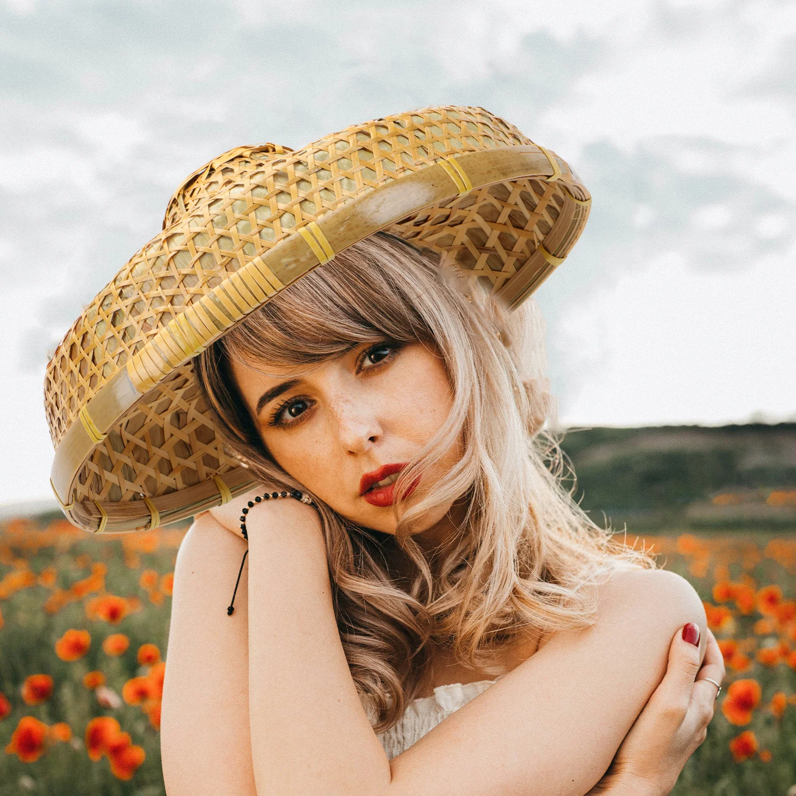 1Pcs Bamboo Weaving Sun Hat Color Lightweight Rain-Proof Farmer Fishing Hat Uv Protection Rustic Oriental Style Unisex
1Pcs Bamboo Weaving Sun Hat Color Lightweight Rain-Proof Farmer Fishing Hat Uv Protection Rustic Oriental Style Unisex