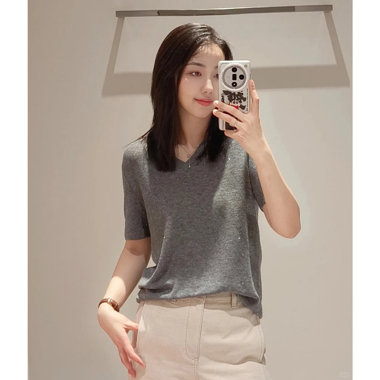 Comfortable Summer Autumn Water Soluble Wool V-Ne Lightweight Loose ort Sve Luxury Knitted Sweater Women 2 Colors
Comfortable Summer Autumn Water Soluble Wool V-Ne Lightweight Loose ort Sve Luxury Knitted Sweater Women 2 Colors