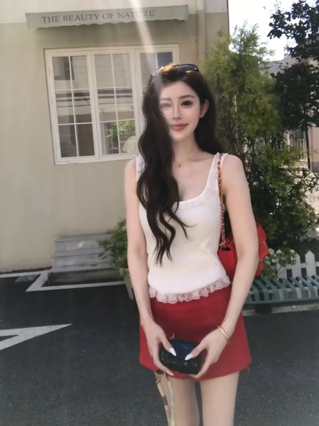 Red Lace Trim Halter Vest Short Skirt Two Piece Set Women's Slimming Summer Fashion Ensemble High Waist Student Uniform
Red Lace Trim Halter Vest Short Skirt Two Piece Set Women's Slimming Summer Fashion Ensemble High Waist Student Uniform