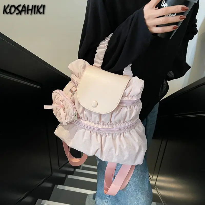 Корейские консервативные милые кавайные мини-сумки, модные плиссированные нейлоновые сумки для женщин Y2k, эстетические повседневные шикарные рюкзаки, роскошный дизайн
Корейские консервативные милые кавайные мини-сумки, модные плиссированные нейлоновые сумки для женщин Y2k, эстетические повседневные шикарные рюкзаки, роскошный дизайн