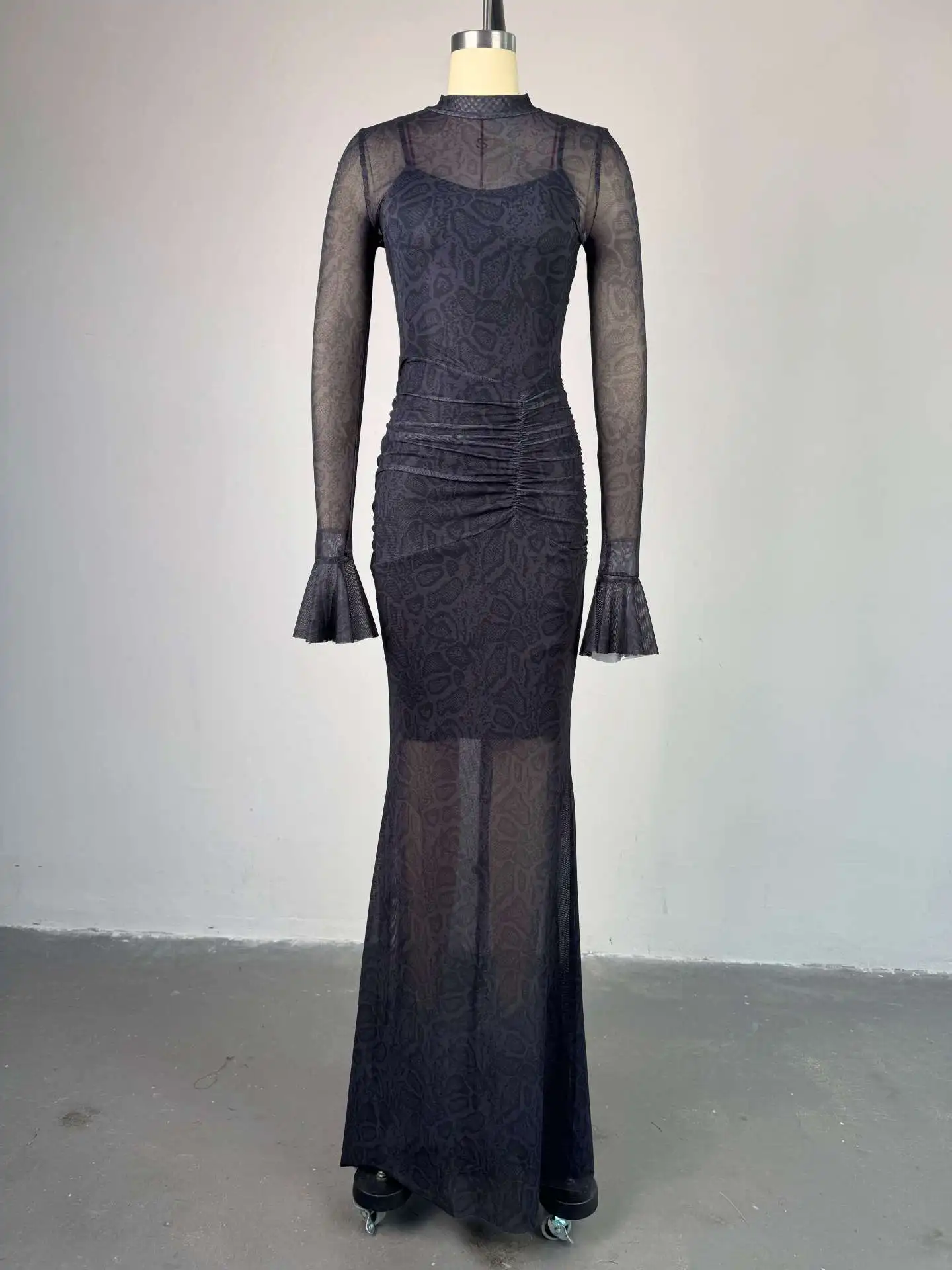 Elegant Women's Spring 2025 Semi-High Neck Lace Long Sleeve Skirt with Hip Fanny Pack One-Step Design High Waist Dresses
Elegant Women's Spring 2025 Semi-High Neck Lace Long Sleeve Skirt with Hip Fanny Pack One-Step Design High Waist Dresses