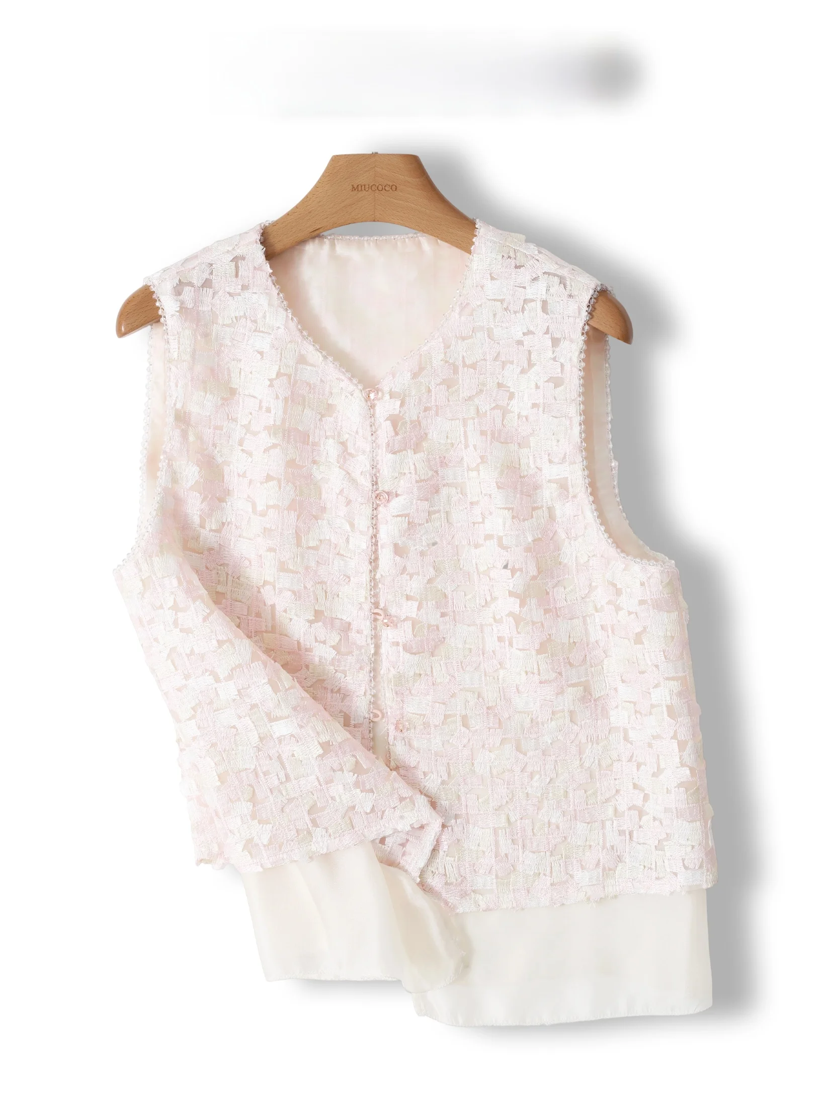 Style Embroidered Organza Shoulder Pad Vest Women's Summer Fashion Age-Defying New Chinese Design Breathable Outerwear
Style Embroidered Organza Shoulder Pad Vest Women's Summer Fashion Age-Defying New Chinese Design Breathable Outerwear