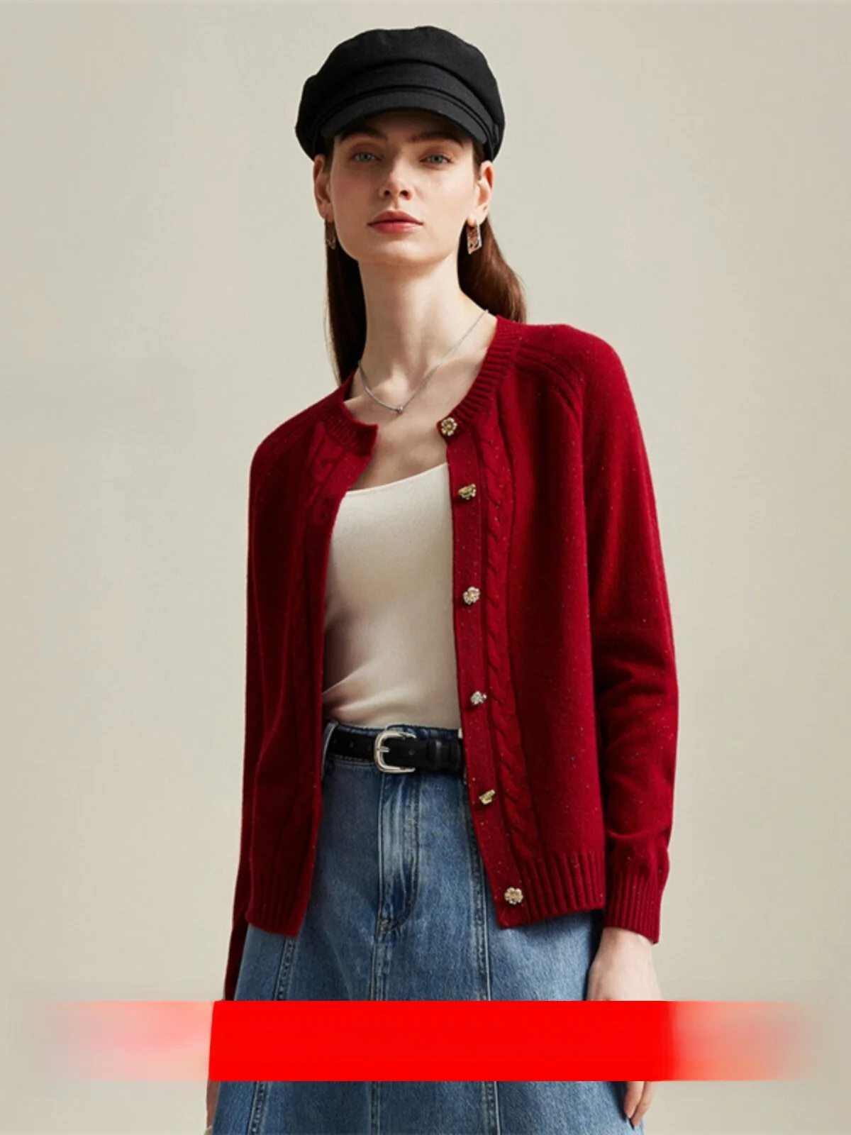 Mao Jun 00% Camere Autumn Winter New Sle Double Color Knitted Cardigan Women's round Ne Single Button Camere Coat
Mao Jun 00% Camere Autumn Winter New Sle Double Color Knitted Cardigan Women's round Ne Single Button Camere Coat