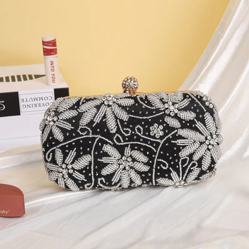 Elegant Mini Beading Evening Purse Female Embroidery Diamond Clutch Bags Luxury Black Silver Handbags Bolso Rosa Fiesta Mujer
Elegant Mini Beading Evening Purse Female Embroidery Diamond Clutch Bags Luxury Black Silver Handbags Bolso Rosa Fiesta Mujer
