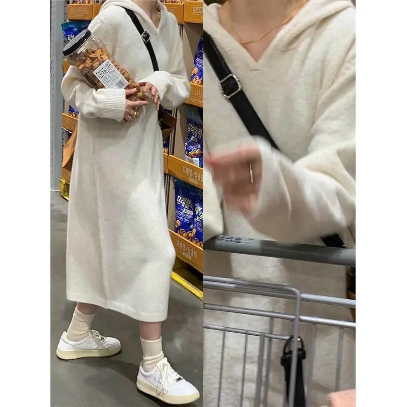Lazy Wind Hooded Knit Dress Female 2023 Early Autumn New Korean Version Of Loose Casual Sweater Sweater Dress Appear thin
Lazy Wind Hooded Knit Dress Female 2023 Early Autumn New Korean Version Of Loose Casual Sweater Sweater Dress Appear thin