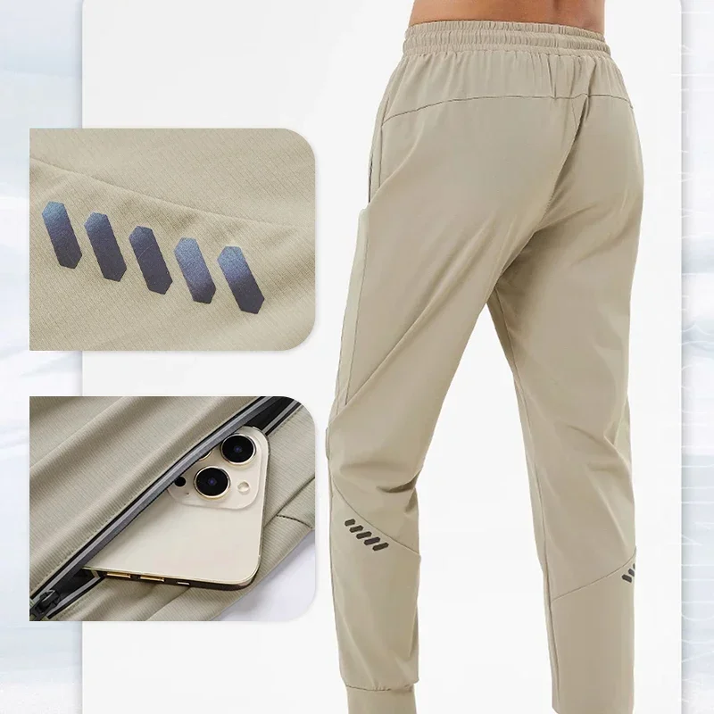 Men Bodybuilding Fitness Bottoms Running Football Training Trousers Outdoor Sports Slim Fit Pants Marathon Quick Dry Sweatpants
Men Bodybuilding Fitness Bottoms Running Football Training Trousers Outdoor Sports Slim Fit Pants Marathon Quick Dry Sweatpants