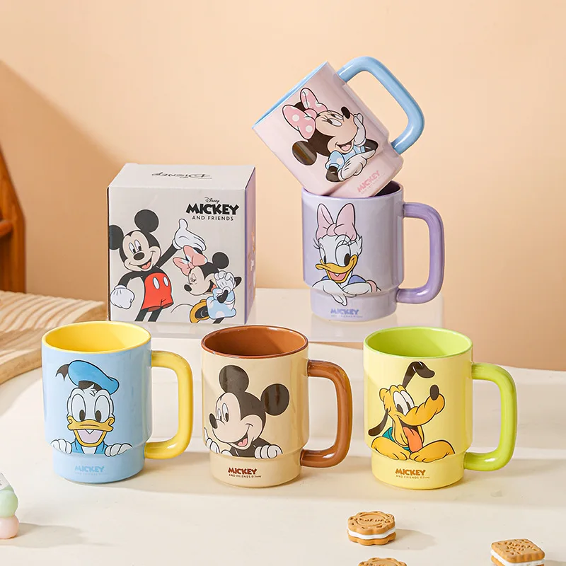 Керамическая милая кружка с Микки и Минни Диснея, кофейная чашка, чашка для молока, чашки для пар, домашние кухонные чашки, чашка для питья 
Керамическая милая кружка с Микки и Минни Диснея, кофейная чашка, чашка для молока, чашки для пар, домашние кухонные чашки, чашка для питья