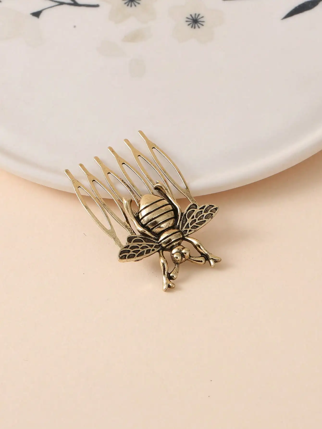 Bee Decor Hair Comb Boho Combs For Hair Side Comb, School Stuff, Wedding, Hair Accessories, Head Accessories
Bee Decor Hair Comb Boho Combs For Hair Side Comb, School Stuff, Wedding, Hair Accessories, Head Accessories