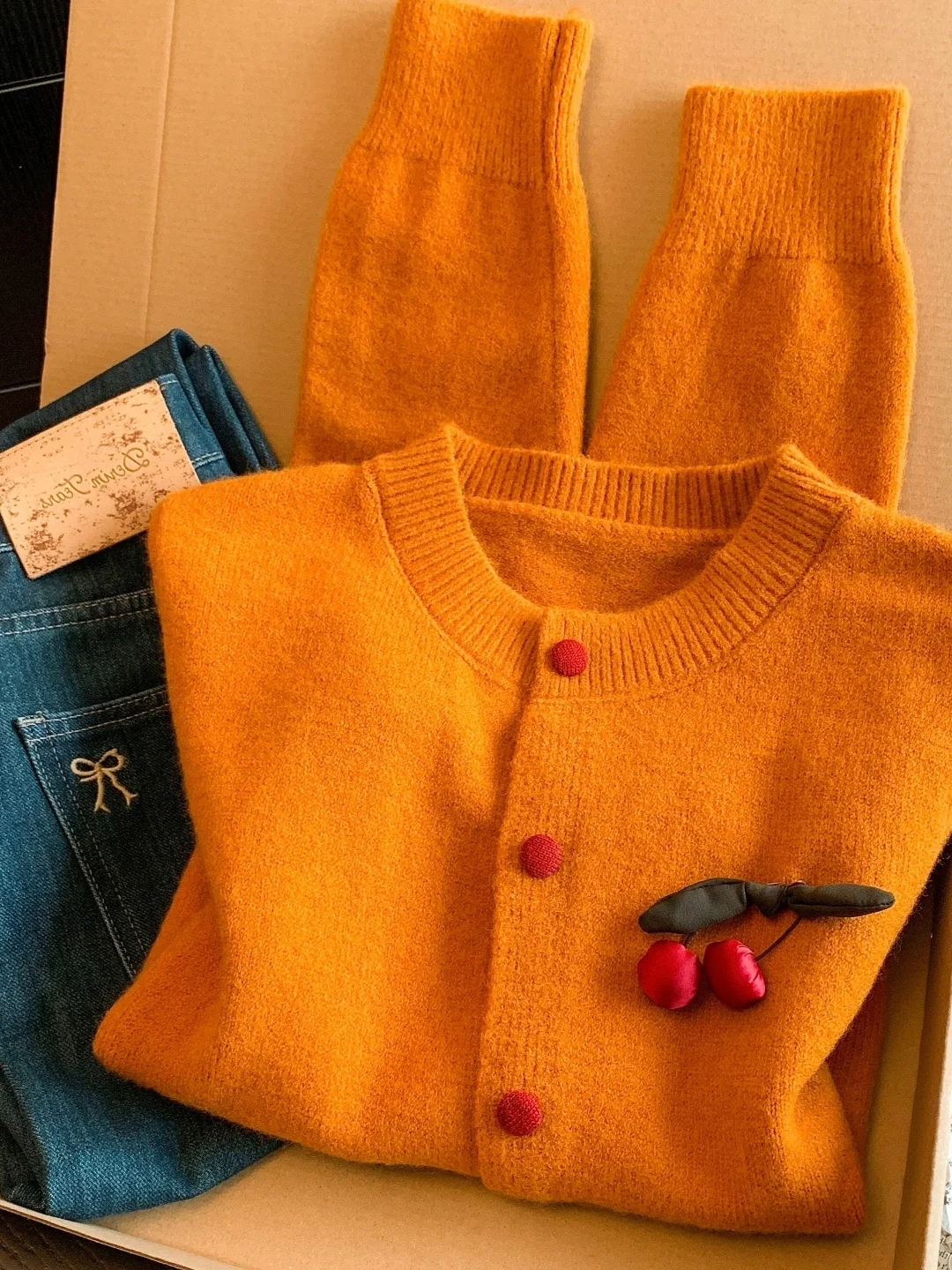 Korean Style Long Sleeve Knitted Open Cardigan Women's Loose Soft Cherry Pumpkin Orange Sweater Outerwear Autumn Winter Lazy ...
Korean Style Long Sleeve Knitted Open Cardigan Women's Loose Soft Cherry Pumpkin Orange Sweater Outerwear Autumn Winter Lazy ...