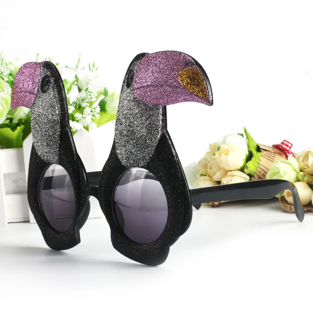 Новинка, блестящие солнцезащитные очки с попугаем для вечеринки, яркие цвета, легкие, прочные, полупрозрачные, серые линзы, маскарад, Хэллоуин
Новинка, блестящие солнцезащитные очки с попугаем для вечеринки, яркие цвета, легкие, прочные, полупрозрачные, серые линзы, маскарад, Хэллоуин