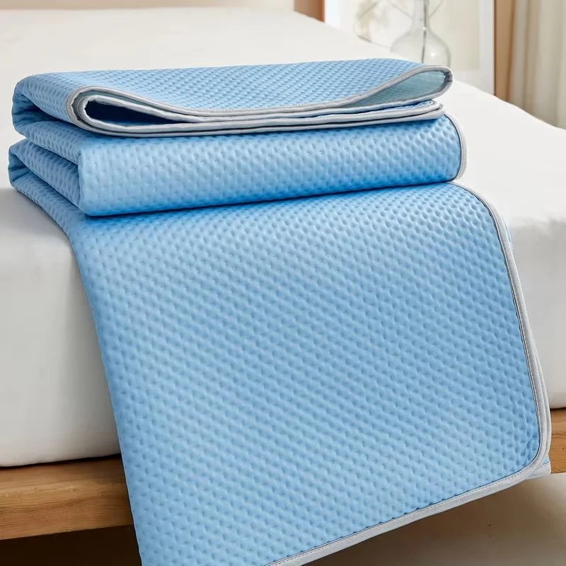 Cool Feeling Mattress Cover 90/120/150/180*200cm Bed Sheet Summer Cool Pad Mat Elastic Band Four Corners Bedspreads
Cool Feeling Mattress Cover 90/120/150/180*200cm Bed Sheet Summer Cool Pad Mat Elastic Band Four Corners Bedspreads