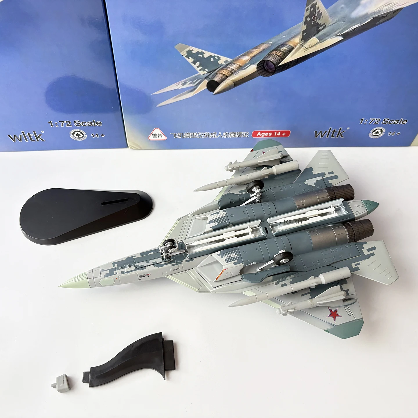 1/72 Scale Russian SU57 Stealth Fighter Jet Model SU-57 Zhuhai Airshow 054# Diecast Finished Military Plane Model Collection
1/72 Scale Russian SU57 Stealth Fighter Jet Model SU-57 Zhuhai Airshow 054# Diecast Finished Military Plane Model Collection