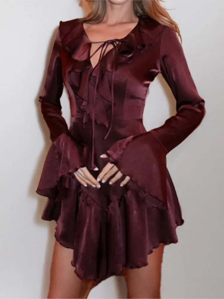 Summer Women's New Fashionable Lotus Leaf Skirt Slimming Short Skirt Fashionable Sexy V-neck Strap Dress
Summer Women's New Fashionable Lotus Leaf Skirt Slimming Short Skirt Fashionable Sexy V-neck Strap Dress