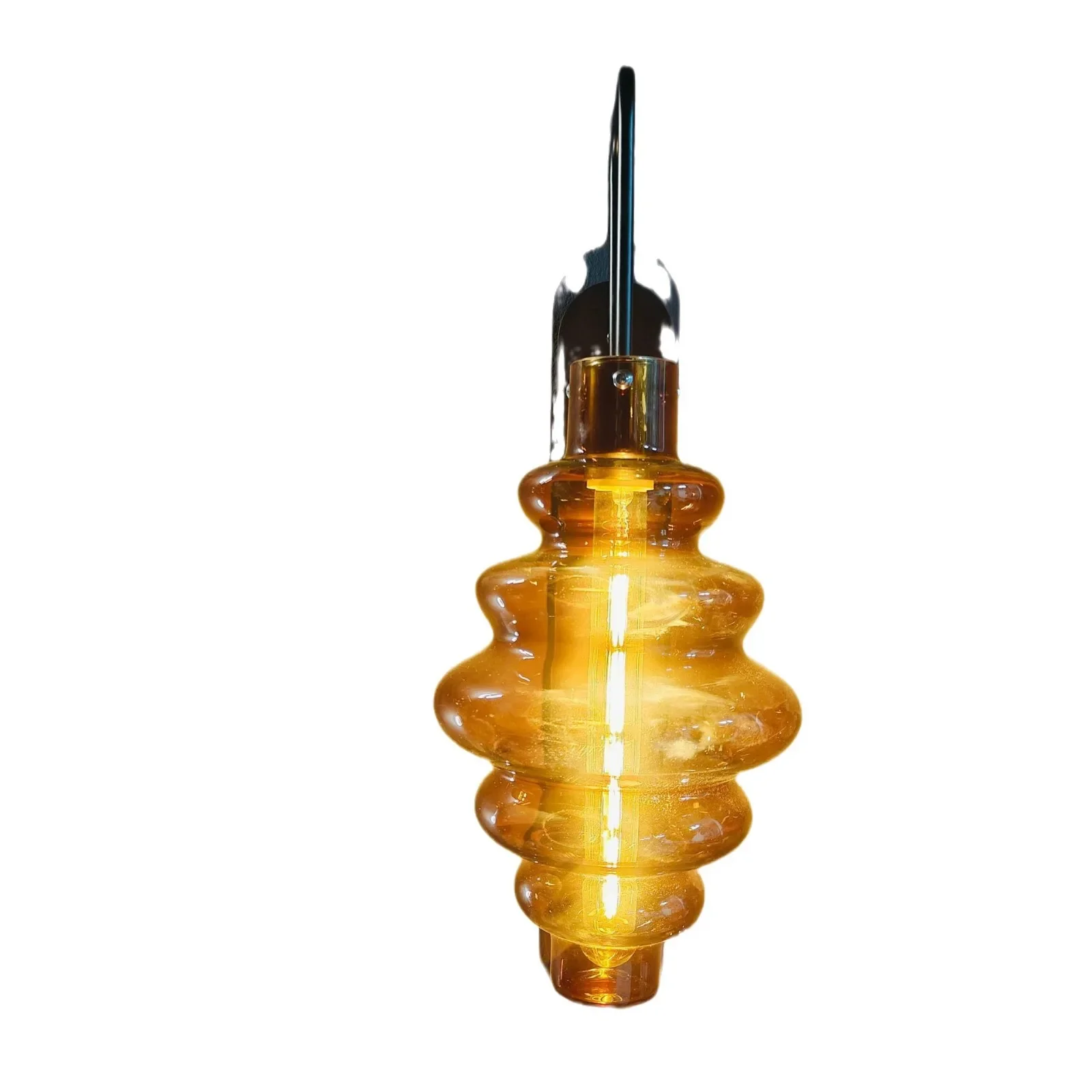 Postmodern, hotel creative wall lamp, simple Nordic, wall lamp, personalized living room background
Postmodern, hotel creative wall lamp, simple Nordic, wall lamp, personalized living room background