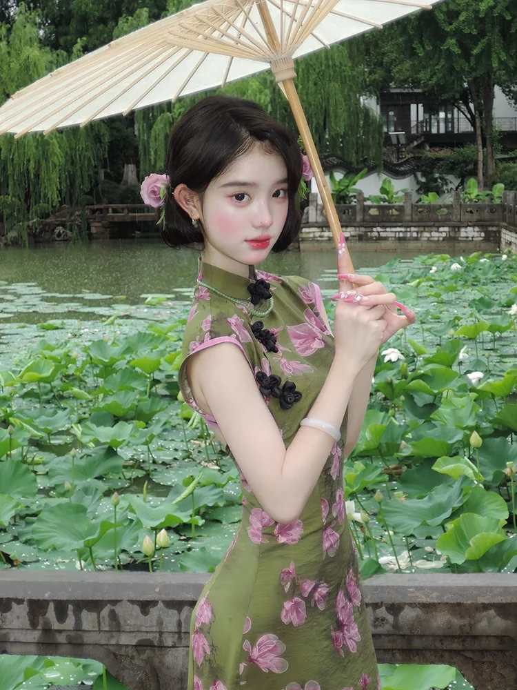 Stazf7 Vintage New Chinese Style Micro Tailored Qipao Dress Women Summer Pure Desire Backless Sexy Long Dress by Youmeizi
Stazf7 Vintage New Chinese Style Micro Tailored Qipao Dress Women Summer Pure Desire Backless Sexy Long Dress by Youmeizi