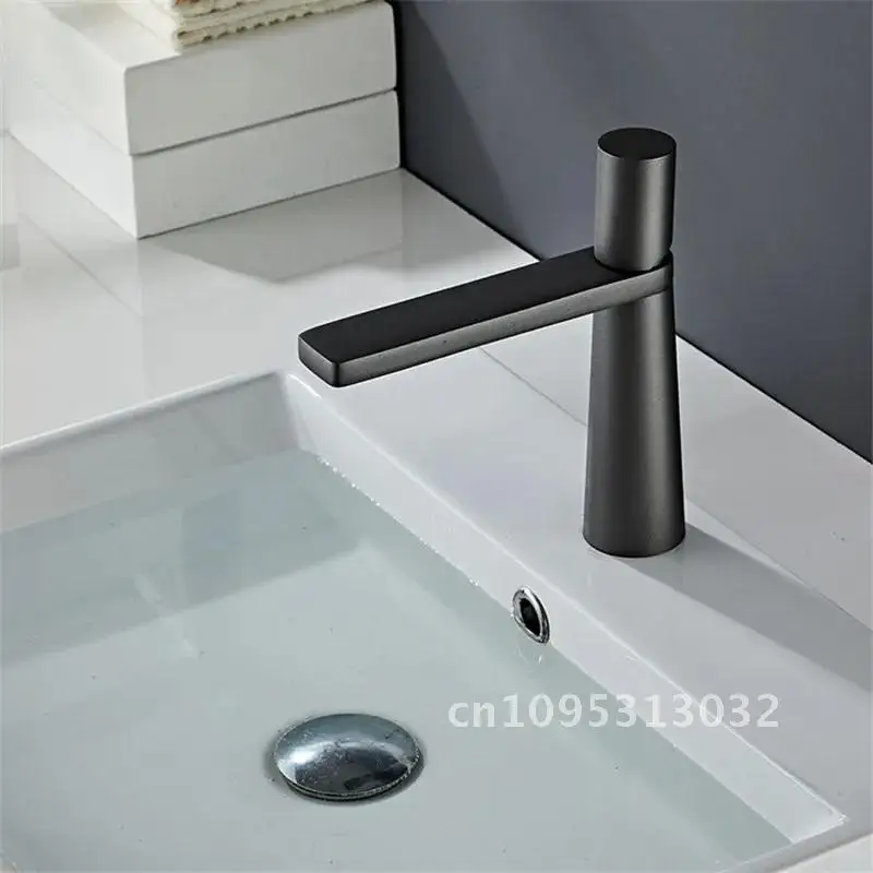 Tuqiu Basin Faucet Brass Bathroom Faucet Mixer Tap Lavotory and Black/Grey basin Handle Hot Single Wash Cold Faucet Faucet
Tuqiu Basin Faucet Brass Bathroom Faucet Mixer Tap Lavotory and Black/Grey basin Handle Hot Single Wash Cold Faucet Faucet