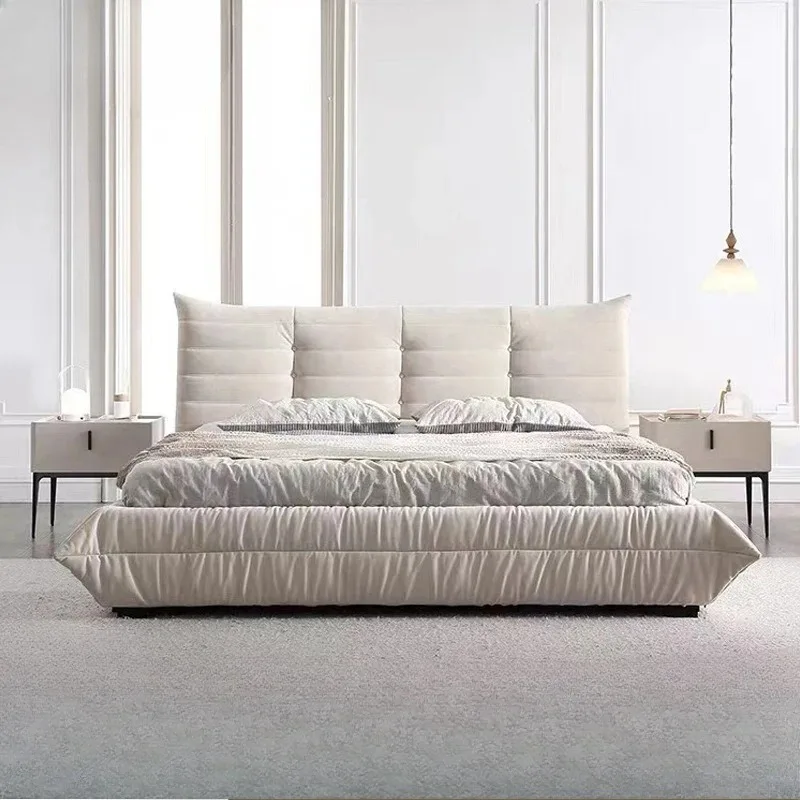 Fabric bed, simple modern milk velvet, master bedroom double Internet celebrity
Fabric bed, simple modern milk velvet, master bedroom double Internet celebrity