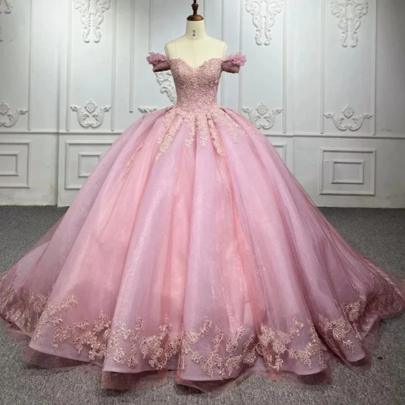 Pink Princess Off Shoulder Quinceanera Dresses Applique Lace Beads Tull Ball Gowns Party Birthday Vestido De 15 Anos Sweet 16
Pink Princess Off Shoulder Quinceanera Dresses Applique Lace Beads Tull Ball Gowns Party Birthday Vestido De 15 Anos Sweet 16
