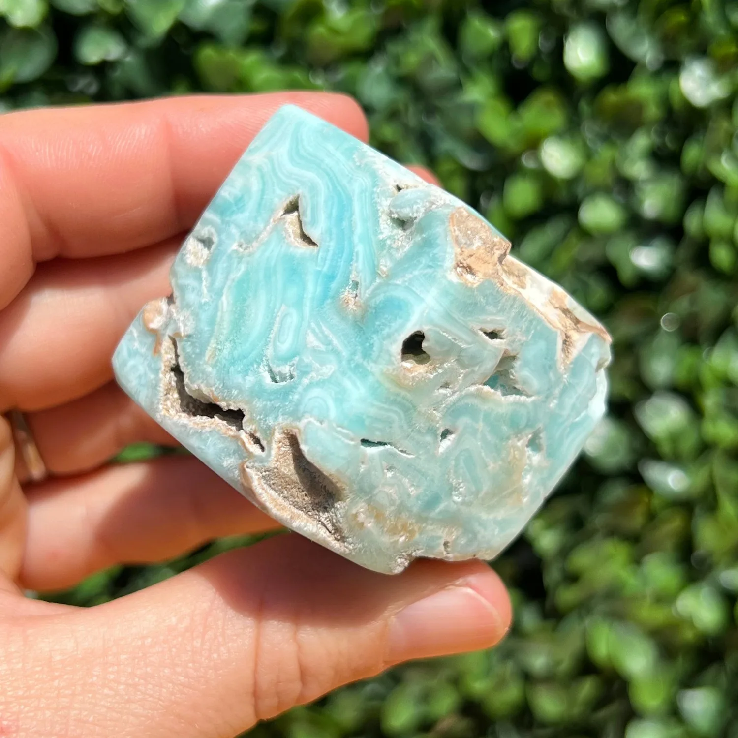 Natural Hemimorphite Block Ornament, Hand Carving Crystal Mineral Stone, Healing Energy Specimen Home Desktop Decor Craft Gift
Natural Hemimorphite Block Ornament, Hand Carving Crystal Mineral Stone, Healing Energy Specimen Home Desktop Decor Craft Gift