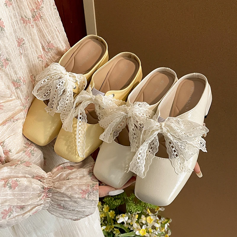 Shoes Women Slippers Casual Slides Cover Toe Pantofle Square heel Soft Luxury Flat 2025 Block Retro Shoes Women Slippers Casua
Shoes Women Slippers Casual Slides Cover Toe Pantofle Square heel Soft Luxury Flat 2025 Block Retro Shoes Women Slippers Casua