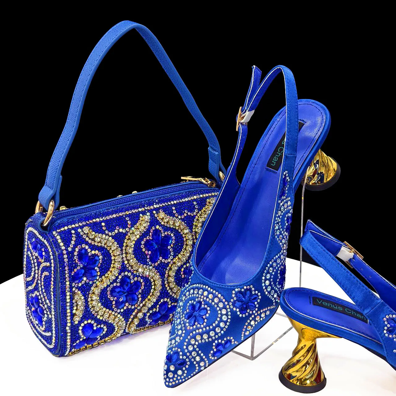 New Style Shoes And Bag Fashion Handmade FlowersPrint Designs Decoration Lady Fashion Shoes and Bag Set for Wedding
New Style Shoes And Bag Fashion Handmade FlowersPrint Designs Decoration Lady Fashion Shoes and Bag Set for Wedding