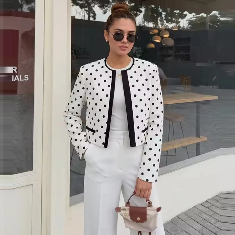Jackets Coats Women's Autumn 2026 New Fashion Polka Dot Elegant Slim Short Women Jackets Street Chic Youth Travel Holiday Coats
Jackets Coats Women's Autumn 2026 New Fashion Polka Dot Elegant Slim Short Women Jackets Street Chic Youth Travel Holiday Coats