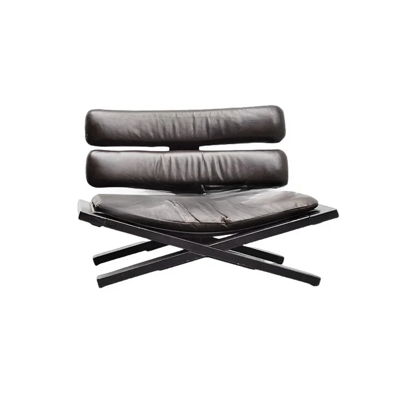 Original designer, black leather leisure chair Italian light luxury, special-shaped sofa single chair
Original designer, black leather leisure chair Italian light luxury, special-shaped sofa single chair