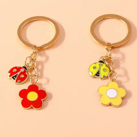 LLavero de mariquita de Animal esmaltado para mujer y niña, colgante de flor para llave de coche, accesorios de bolso, regalo de joyería DIY