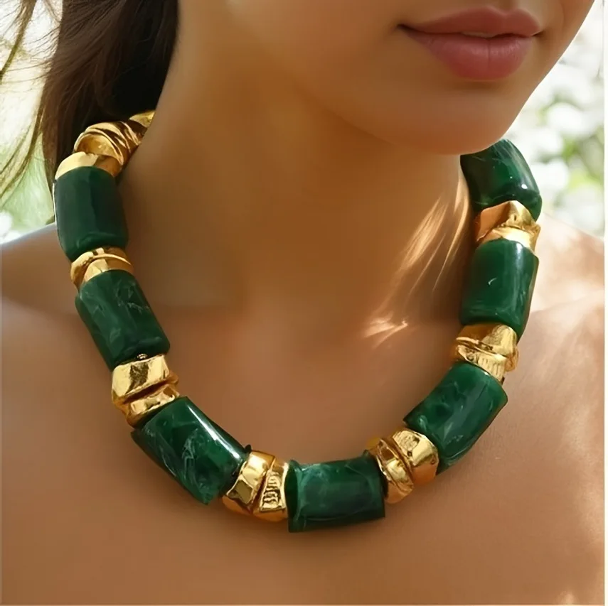 European Style Bold Marble Acrylic Tube Bead Necklace Short Statement Jewelry for Women
European Style Bold Marble Acrylic Tube Bead Necklace Short Statement Jewelry for Women
