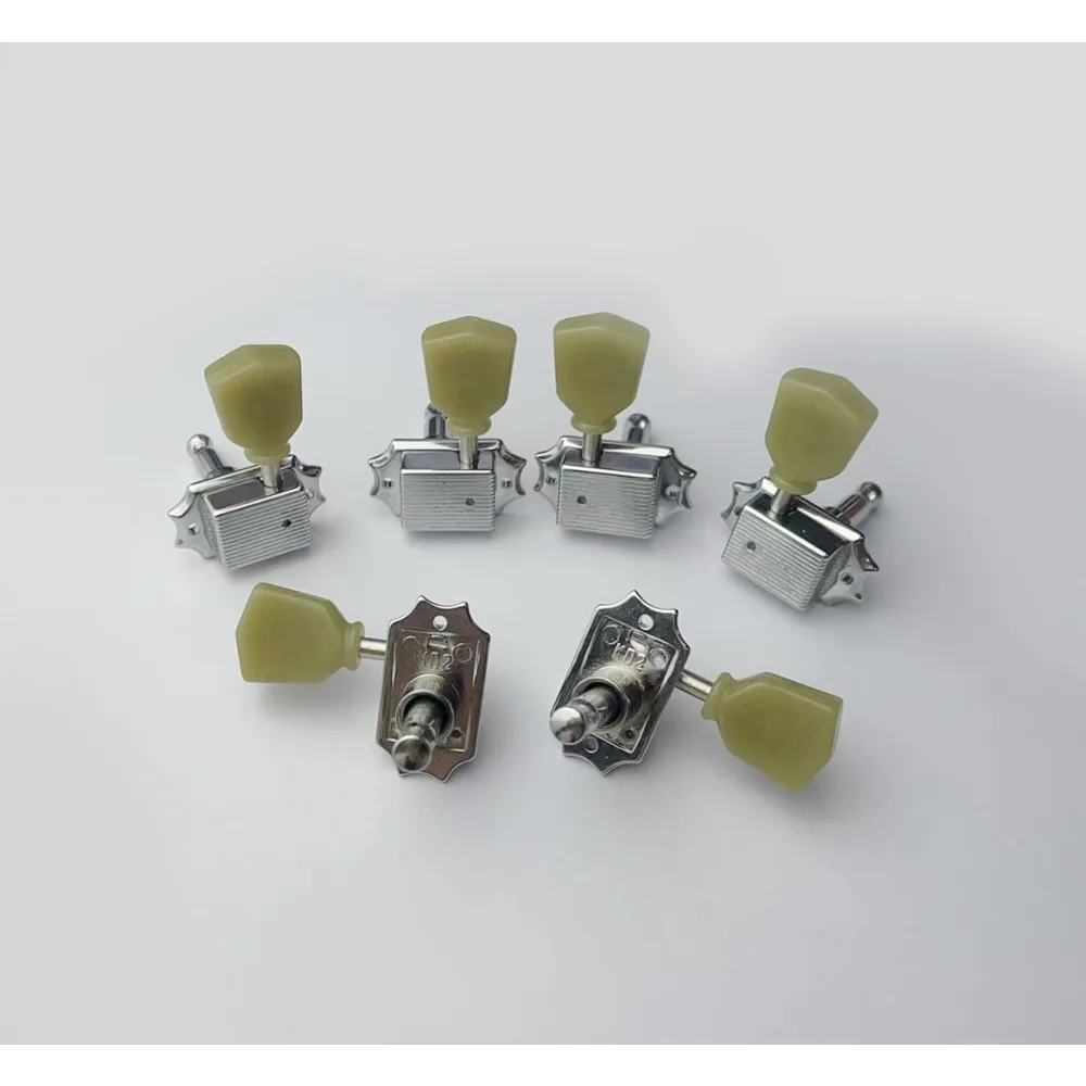 Vintage Deluxe 3R3L Locking Machine Heads Electric Guitar Tuners Set Nickel Finish for LP SG Style Instruments
Vintage Deluxe 3R3L Locking Machine Heads Electric Guitar Tuners Set Nickel Finish for LP SG Style Instruments