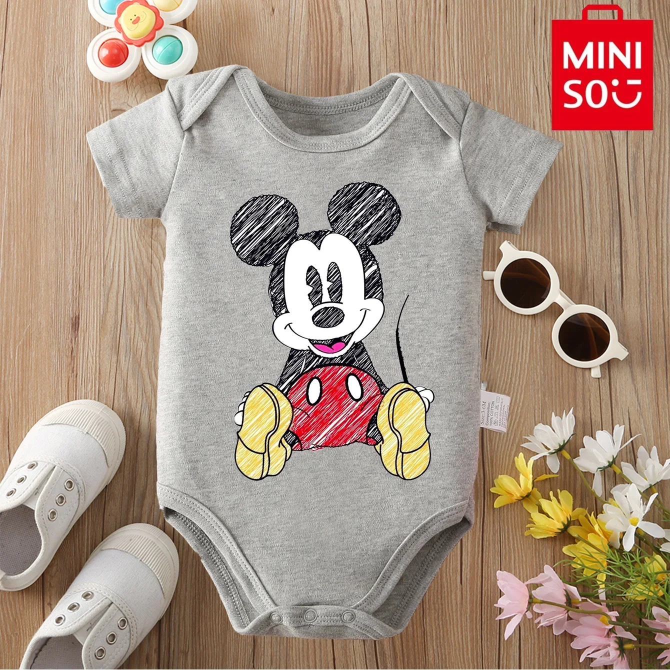 MINISO&Disney Pure Cotton Baby Comfortable Soft Clothe Baby Onesie Bodysuit Mickey Mouse Cute Print for 0 To 12 Months Newborn
MINISO&Disney Pure Cotton Baby Comfortable Soft Clothe Baby Onesie Bodysuit Mickey Mouse Cute Print for 0 To 12 Months Newborn