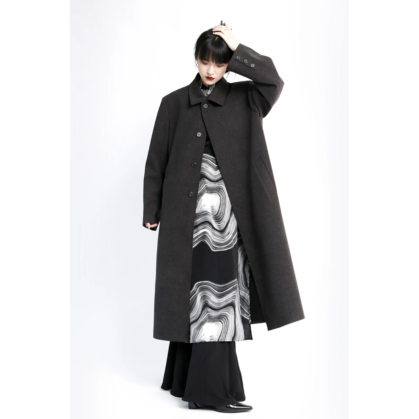 APOZi Grey Woolen Coat Women's Thickened Autumn Winter Mid-Length Chinese Style Woolen Coat Street Style Single-Button Closure
APOZi Grey Woolen Coat Women's Thickened Autumn Winter Mid-Length Chinese Style Woolen Coat Street Style Single-Button Closure