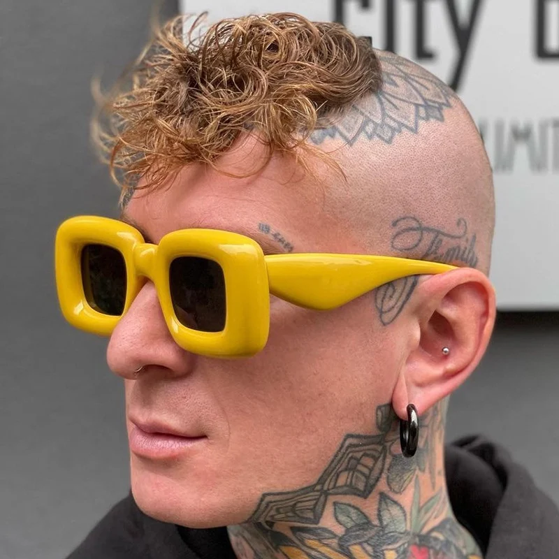 Square European and American Style Funny Catwalk Color Frame Men and Women with The Same Black and Gray Sunglasses
Square European and American Style Funny Catwalk Color Frame Men and Women with The Same Black and Gray Sunglasses