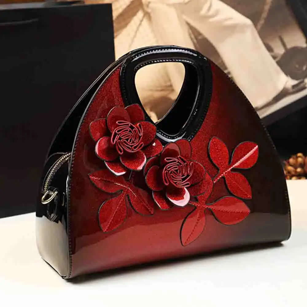 Fashion Women Evening Tote Bag Luxury Patent Leather Handbag Floral Appliques Pillow Bag Quality Crossbody Daily Bag 2023 New
Fashion Women Evening Tote Bag Luxury Patent Leather Handbag Floral Appliques Pillow Bag Quality Crossbody Daily Bag 2023 New