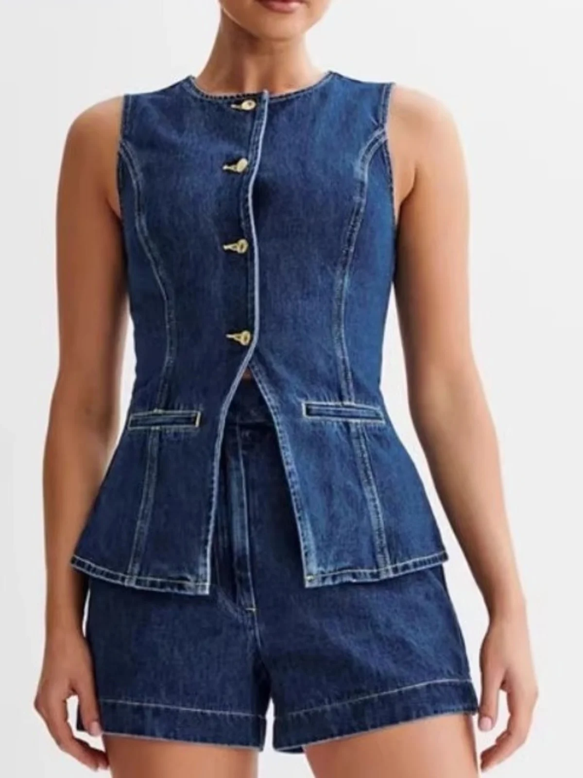 Women's Denim orts Set Casual Spor Street Sle Midweight round Ne ort Sve Two-Piece Pure Color Summer Outfit
Women's Denim orts Set Casual Spor Street Sle Midweight round Ne ort Sve Two-Piece Pure Color Summer Outfit